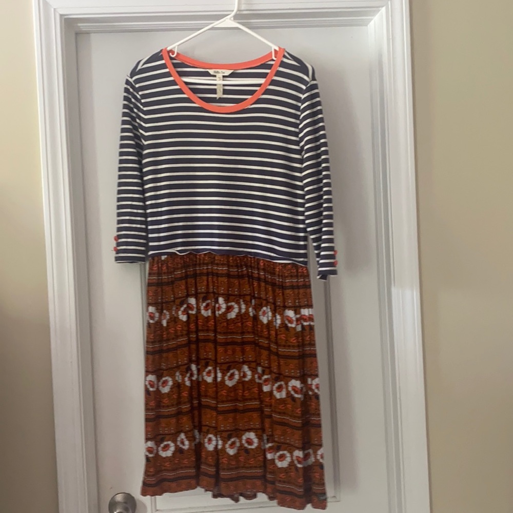 Matilda Jane dress. Worn one time. Very flattering and comfortable.